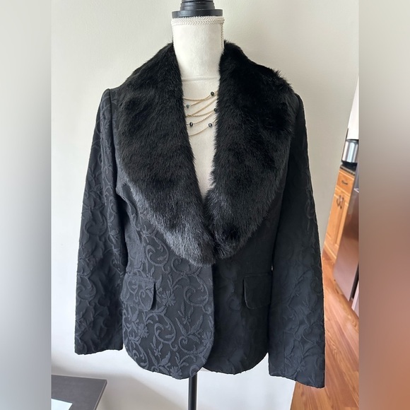 Jones New York Jackets & Blazers - Jones New York Signature Blazer Jacquard Faux Fur Oversized Collar Mobwife